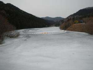 3月7日現在（堤体からダム湖）