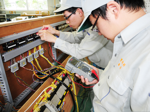 電気科9