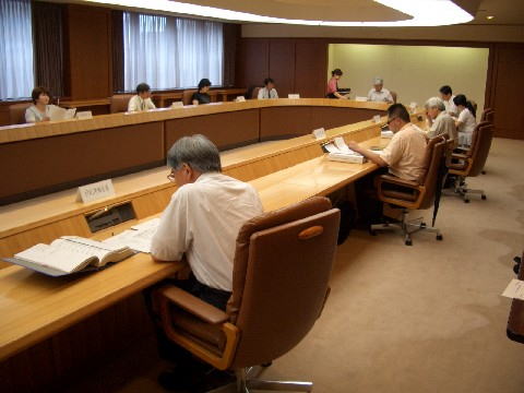 公共事業評価部会の審議の様子2