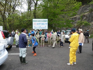 樽水清掃参加者の写真です