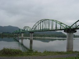 阿武隈川水管橋の写真
