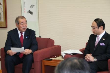 写真　仙台市議会・宮城県議会　第1回　正副議長懇話会　23年12月22日(2)