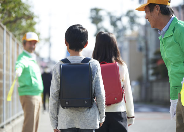 通学路での安全補助