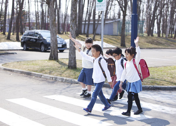 小学生　通学路