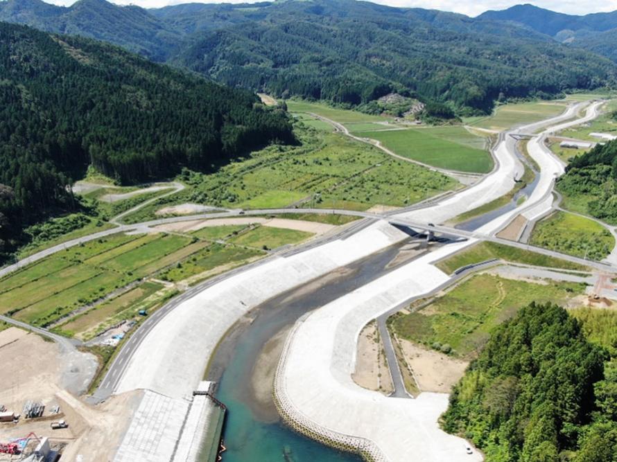 水戸辺川河川災害復旧画像1