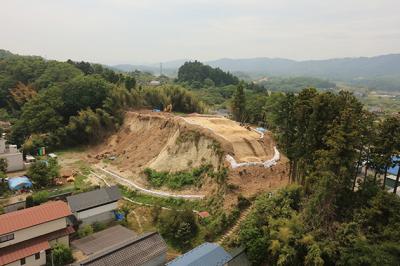 作田山館跡近景（北東から）