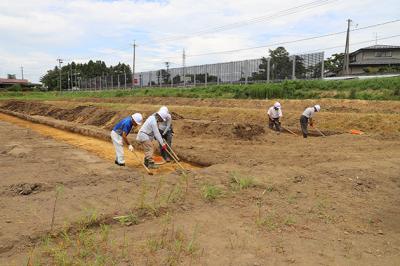 彦右エ門橋窯跡の調査風景