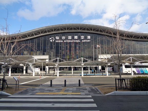正面から見た仙台空港