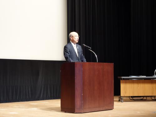 写真:開会挨拶の様子