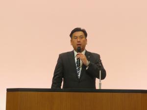 開会あいさつの様子_女川町　須田町長