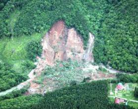 山腹崩壊の状況3