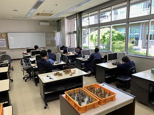 測定作業をしている様子