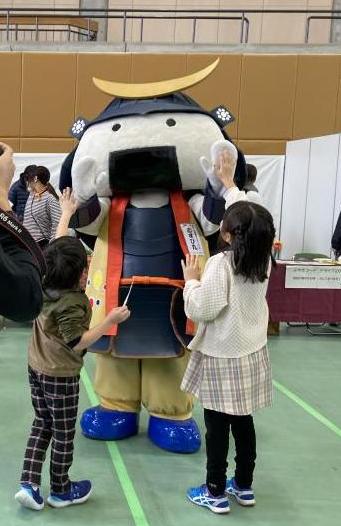 写真：むすび丸グリーティングの様子