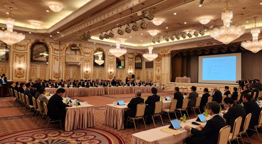 R6会議全景