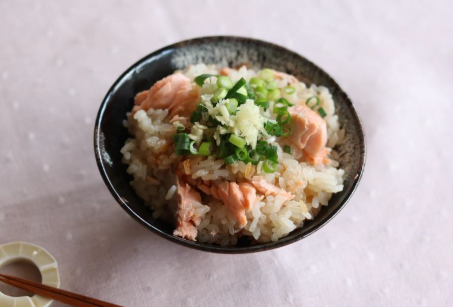 みやぎサーモンの炊き込みご飯