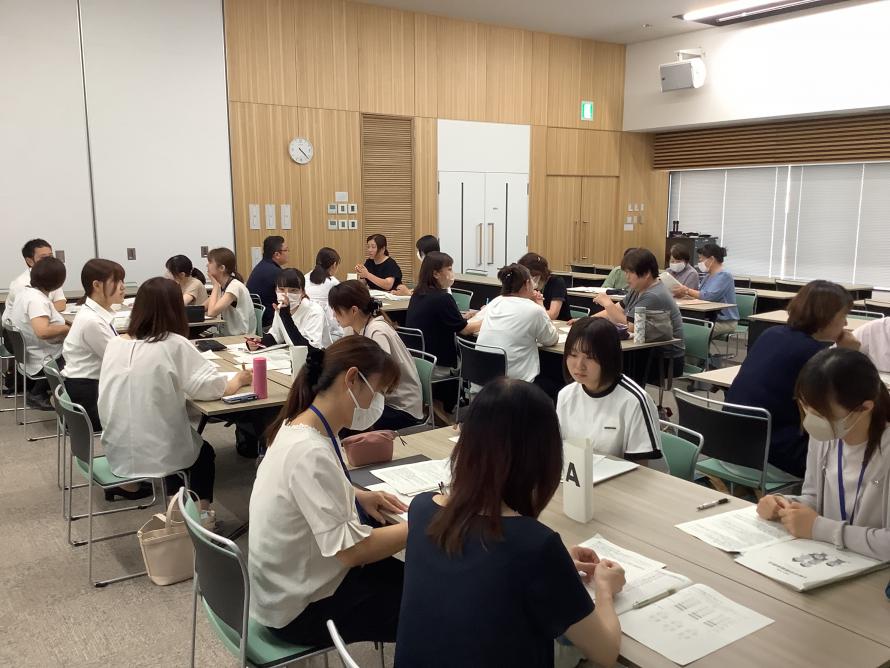 定期巡回型派遣