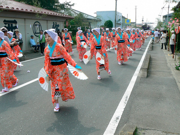 寺崎のはねこ踊