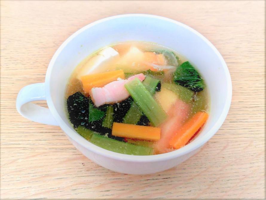 小松菜と豆腐のスープ