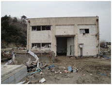 東松島市野蒜地区中下排水機場被災直後の写真